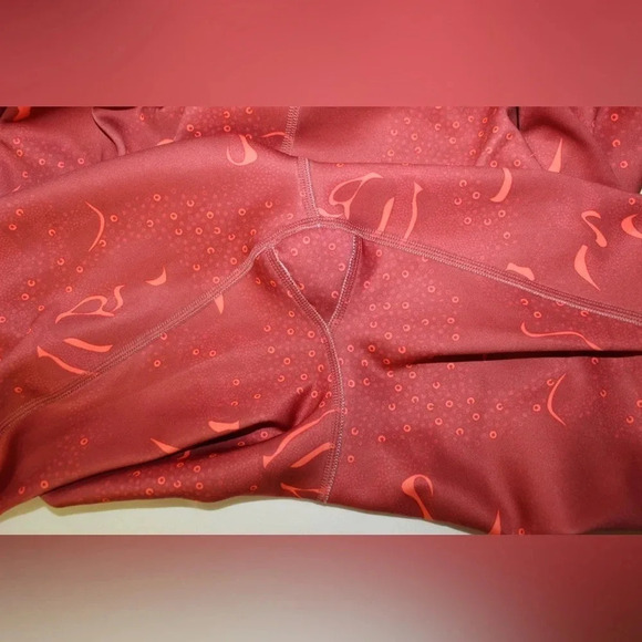 Women’s Under Armour Coldgear Armour Printed Activewear Workout Leggings Size 1X - Picture 10 of 10